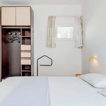 Ferienwohnung In Okrug Gornji Mit Grill, Terrasse Und Garten Und Panoramablick Apartment Trogir