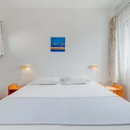 Apartment Ferienwohnung In Okrug Gornji Mit Grill, Terrasse Und Garten Und Panoramablick Trogir